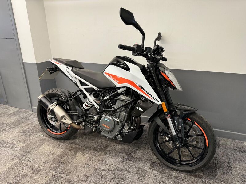KTM 390 DUKE