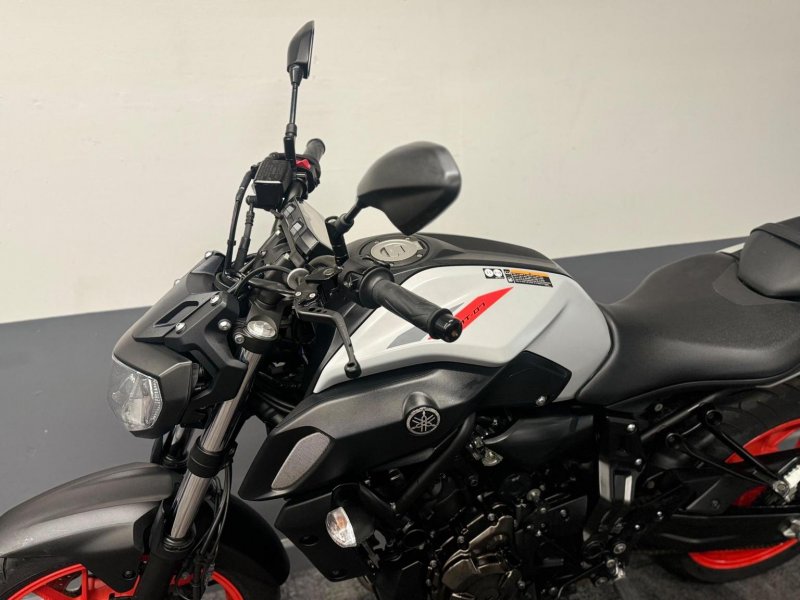 YAMAHA MT-07