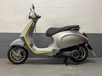 PIAGGIO Vespa