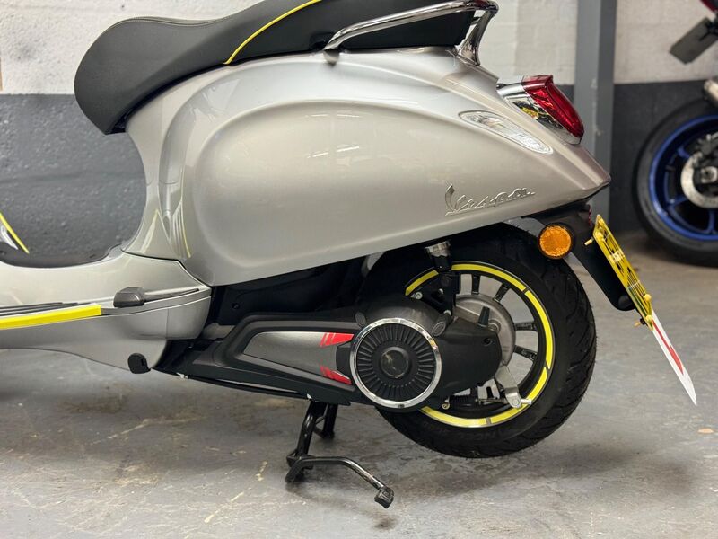 PIAGGIO Vespa