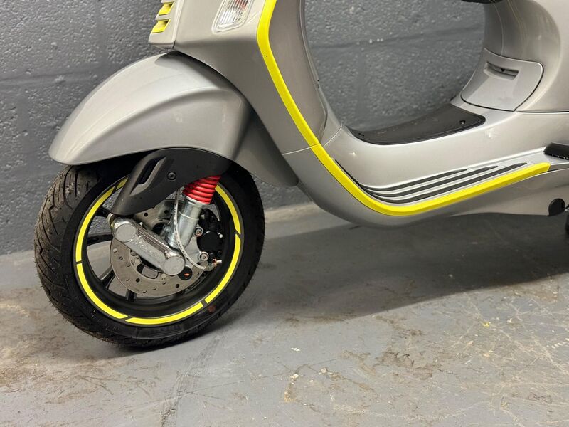 PIAGGIO Vespa