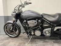 YAMAHA XV1700