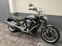 YAMAHA XV1700