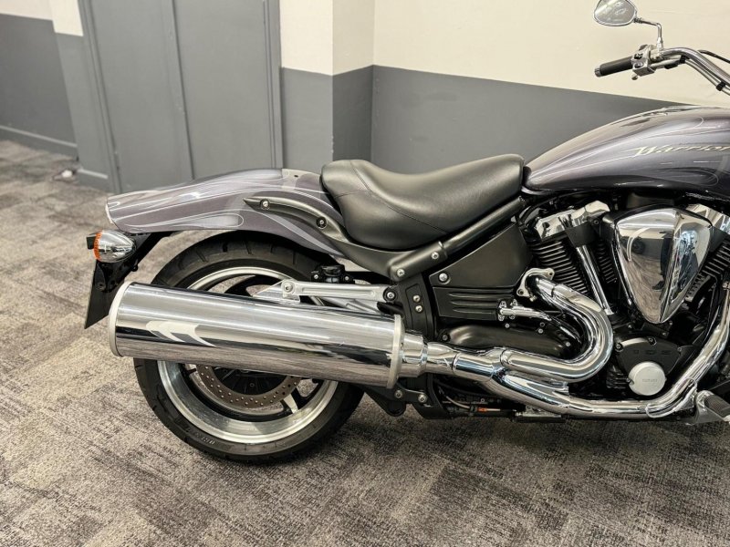 YAMAHA XV1700