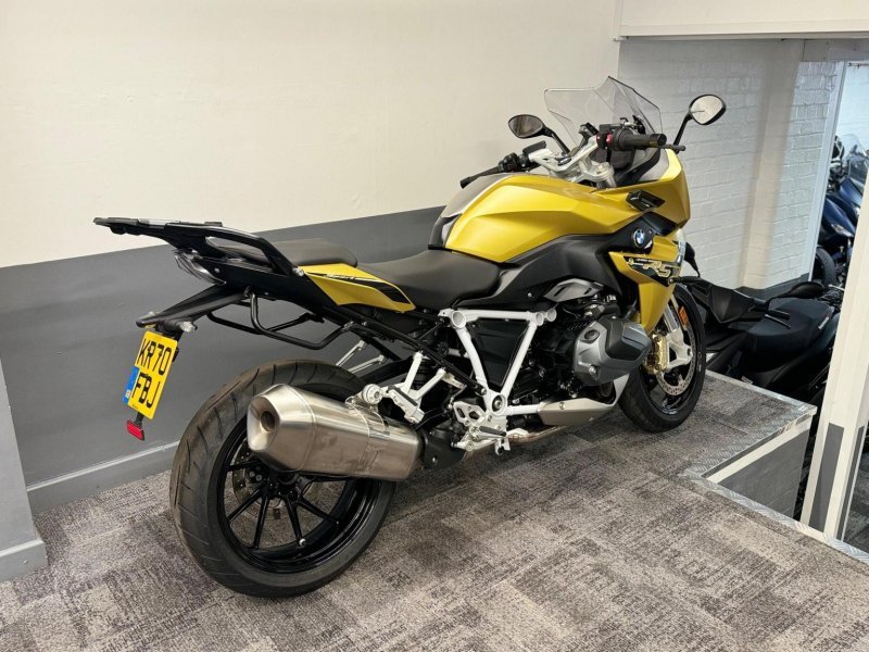 BMW R1250RS