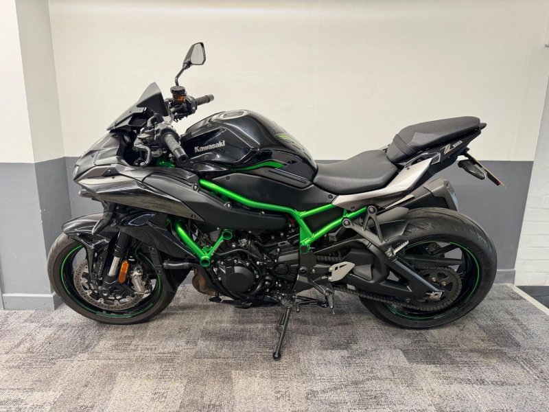 KAWASAKI Z1000