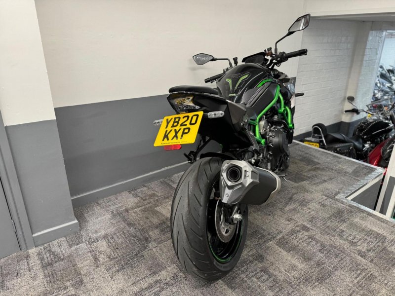 KAWASAKI Z1000
