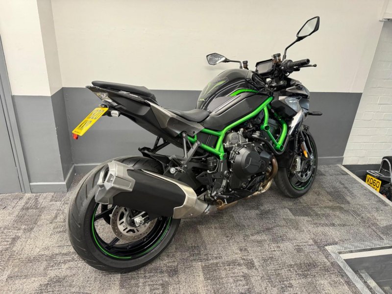 KAWASAKI Z1000