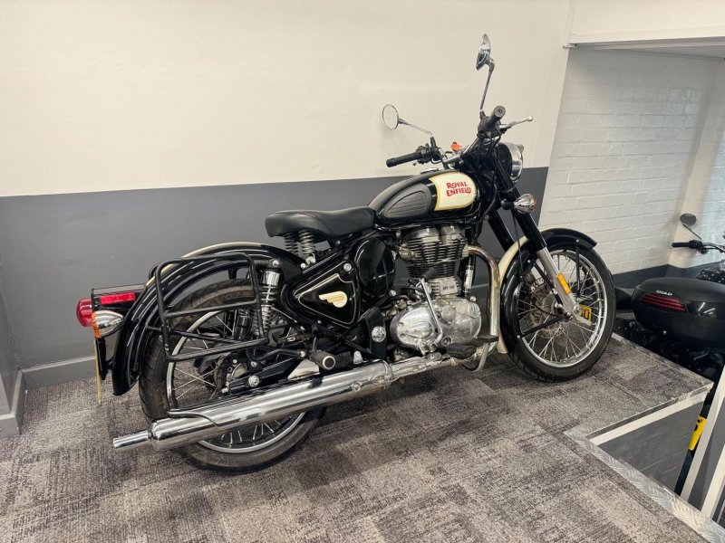 ROYAL ENFIELD CLASSIC CHROME