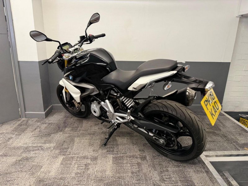 BMW G310R