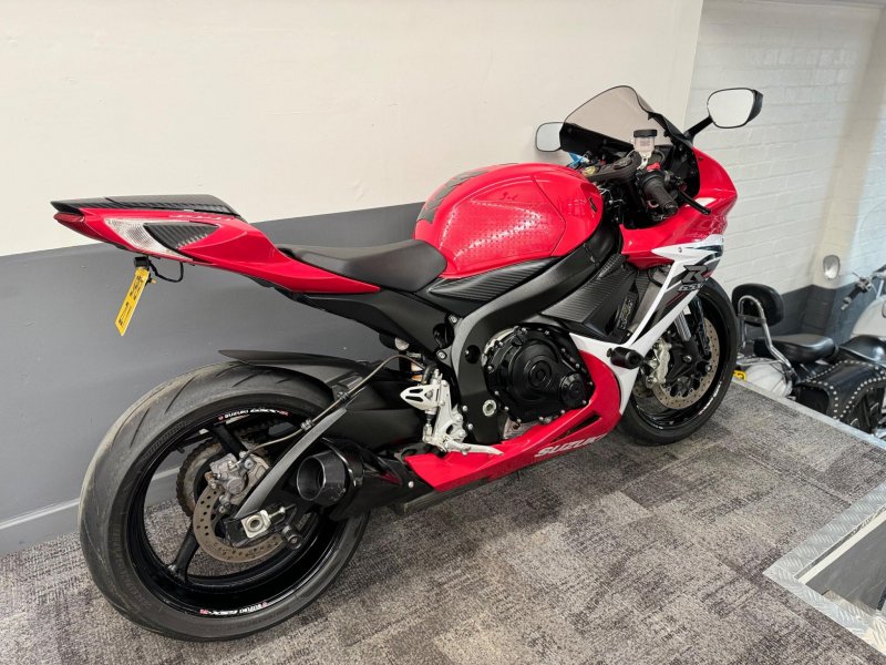 SUZUKI GSXR600