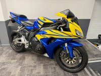HONDA CBR1000RR Fireblade