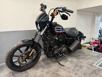 HARLEY-DAVIDSON Sportster