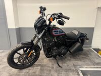 HARLEY-DAVIDSON Sportster