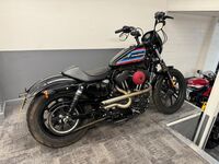 HARLEY-DAVIDSON Sportster