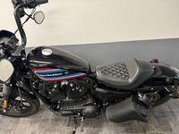 HARLEY-DAVIDSON Sportster