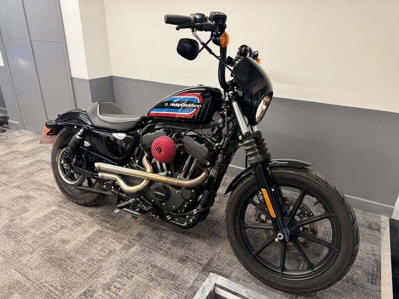 HARLEY-DAVIDSON Sportster