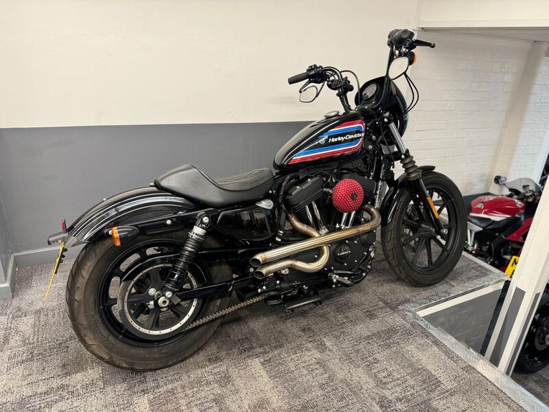 HARLEY-DAVIDSON Sportster