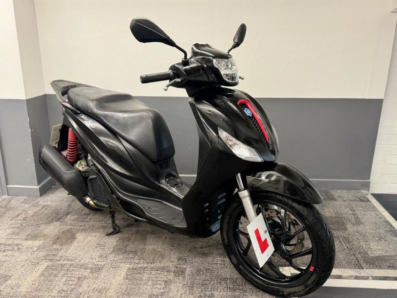 PIAGGIO Medley 125