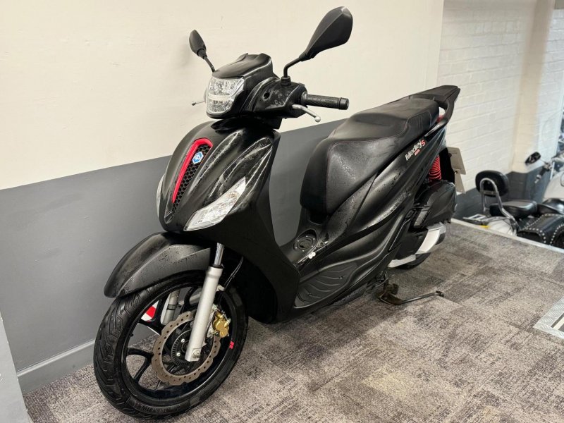PIAGGIO Medley 125