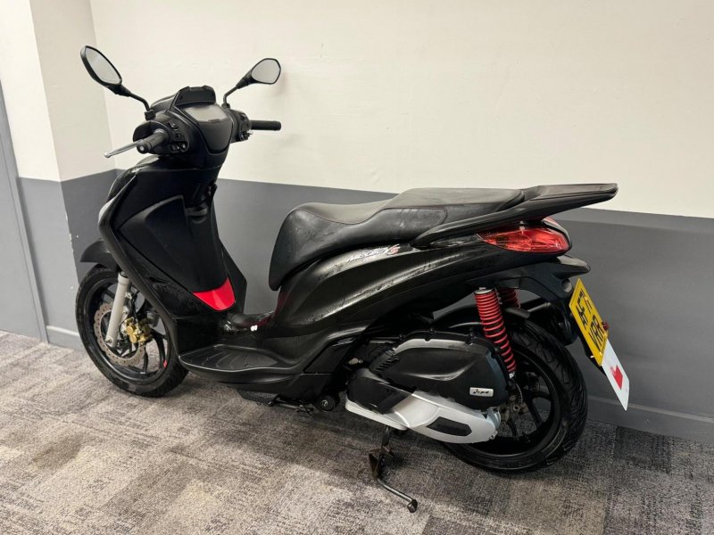 PIAGGIO Medley 125