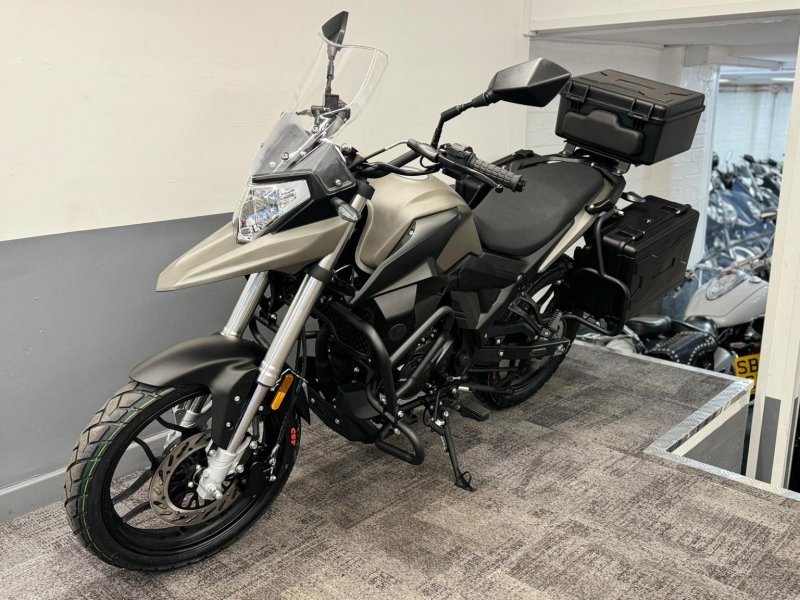 MUTT STRAVAIG 125