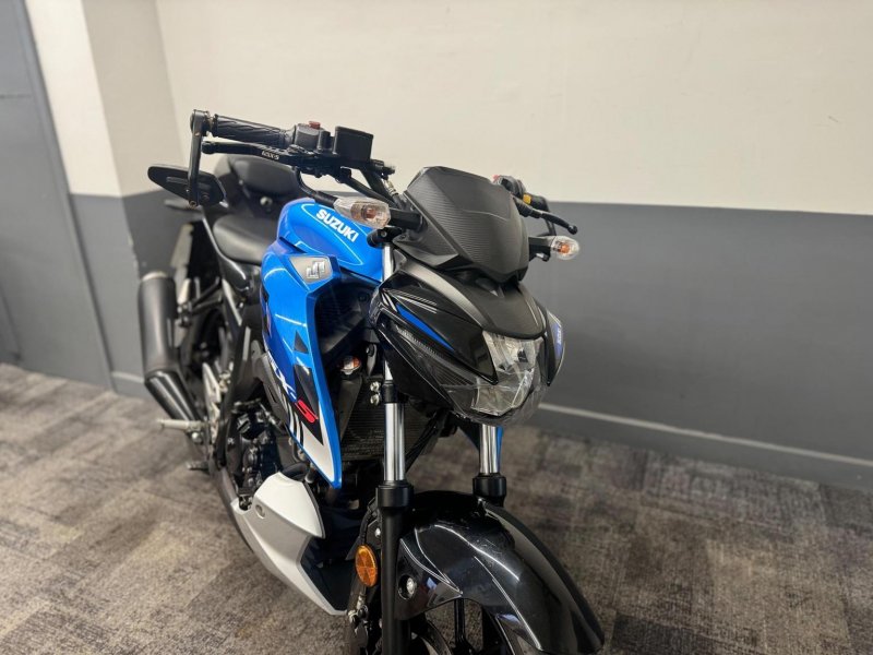 SUZUKI GSX-S125