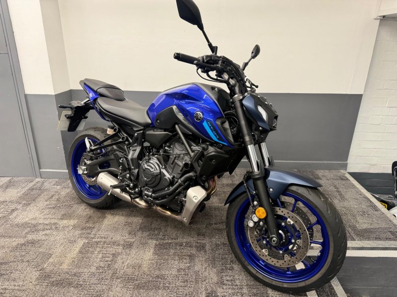 YAMAHA MT-07