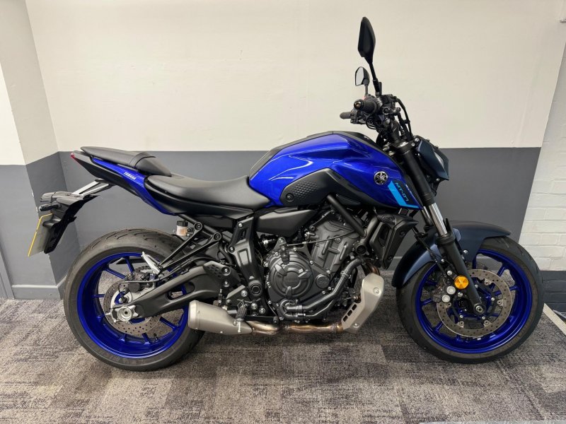 YAMAHA MT-07