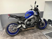 YAMAHA MT-09