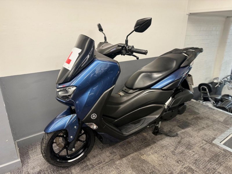YAMAHA Nmax