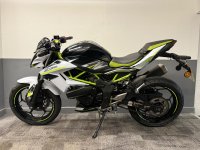 KAWASAKI Z125