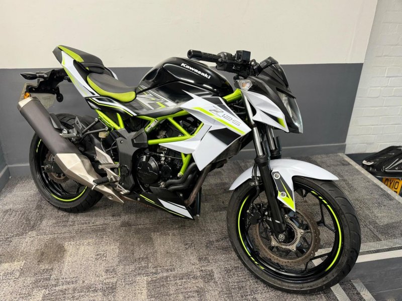 KAWASAKI Z125
