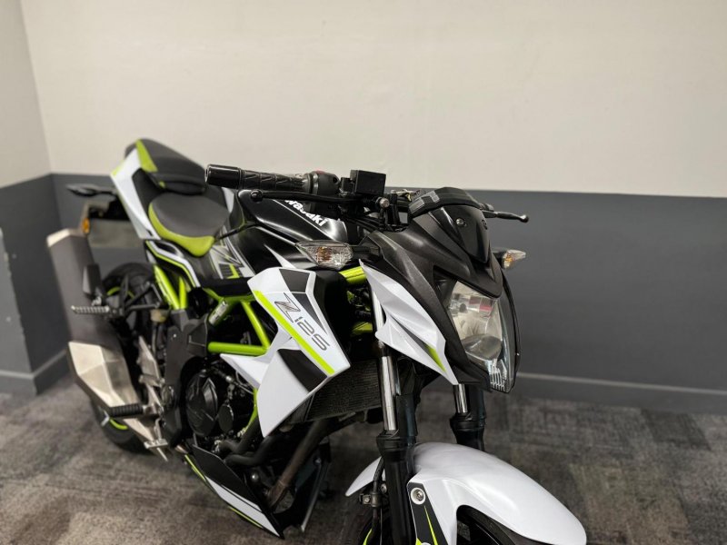 KAWASAKI Z125