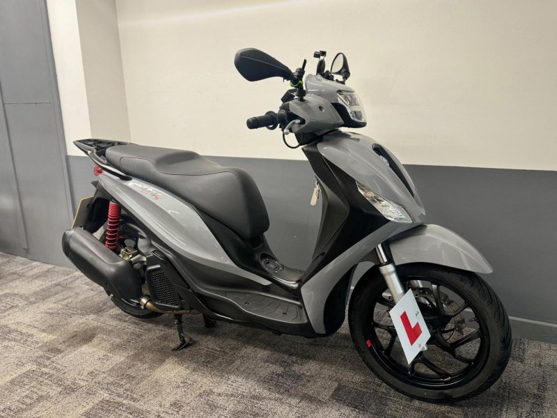 PIAGGIO Medley 125