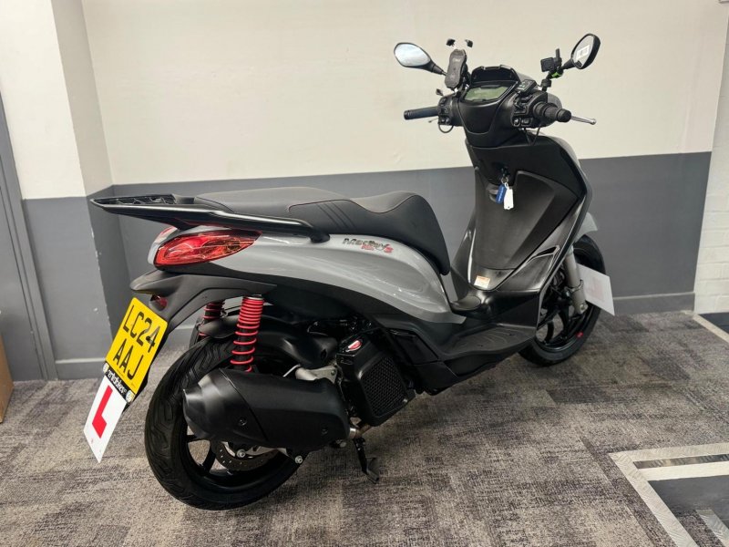 PIAGGIO Medley 125