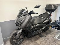 YAMAHA 