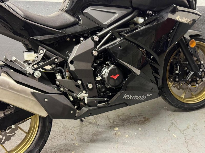 LEXMOTO LXR