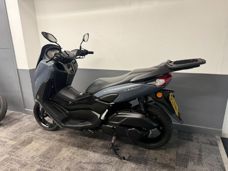 YAMAHA Nmax