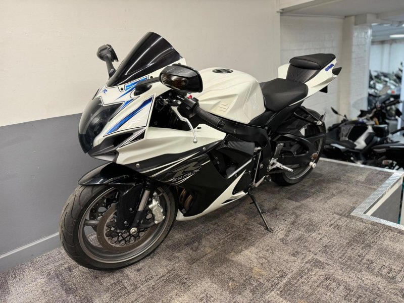 SUZUKI GSXR600