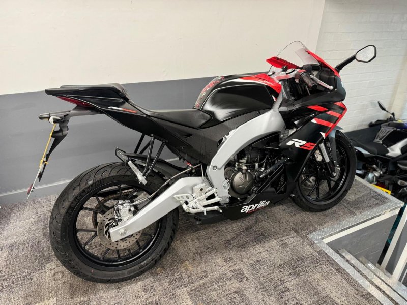 APRILIA RS