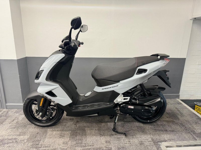 PEUGEOT SPEEDFIGHT