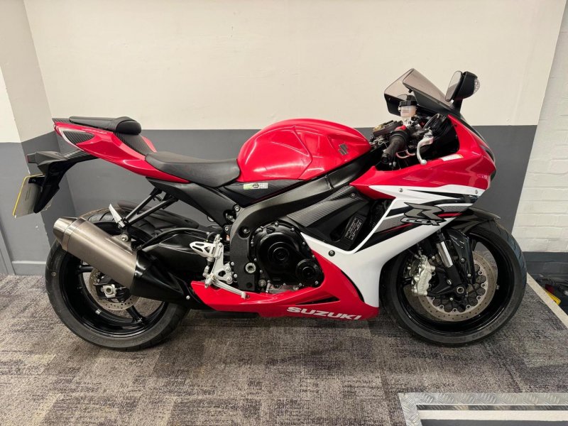 SUZUKI GSXR600