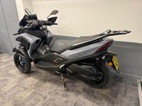 YAMAHA Tricity