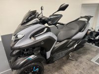 YAMAHA Tricity