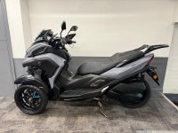 YAMAHA Tricity