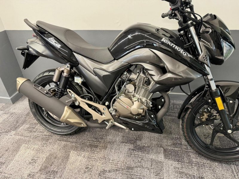 LEXMOTO ISCA