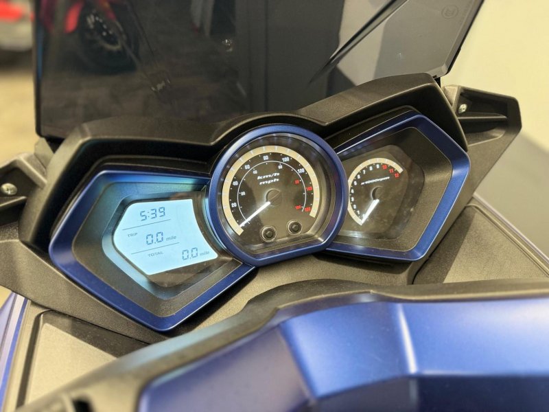 LEXMOTO AP1