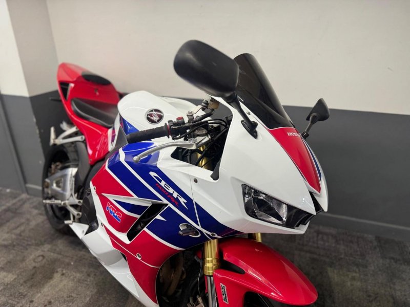 HONDA CBR600RR