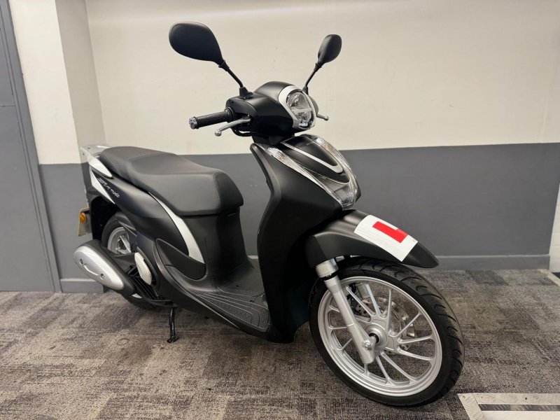 HONDA SH